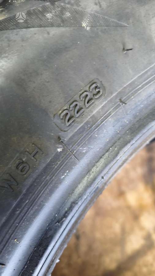 Bridgestone Blizzak lm005, winter 255/55 R20
