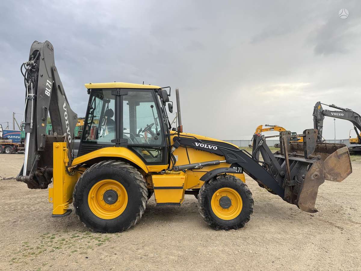 Volvo BL 71, excavator loader