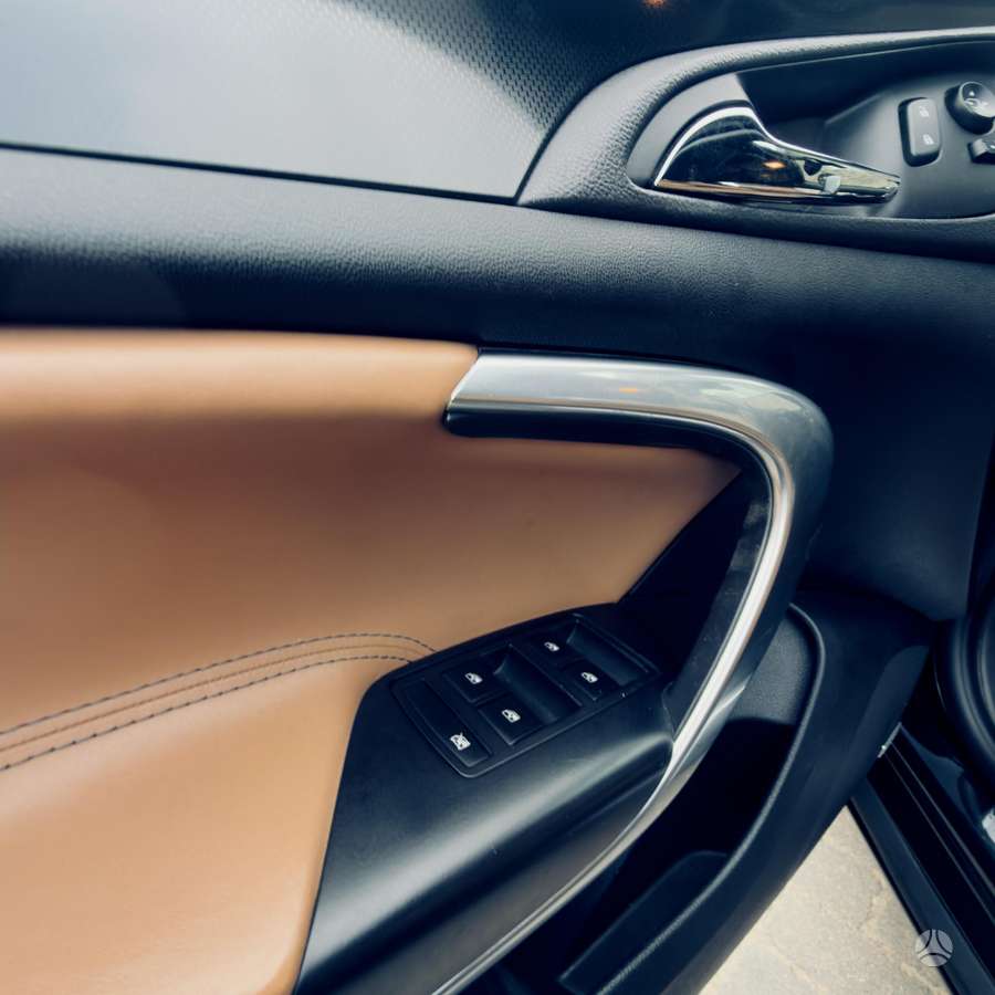 Opel Insignia, 2.0 l., Хэтчбек