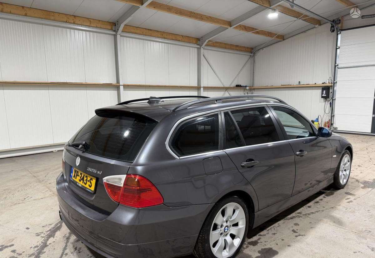 BMW 325, 2.5 l., universalas