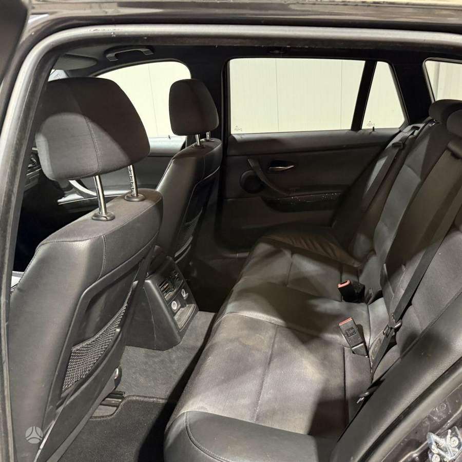 BMW 325, 2.5 l., wagon