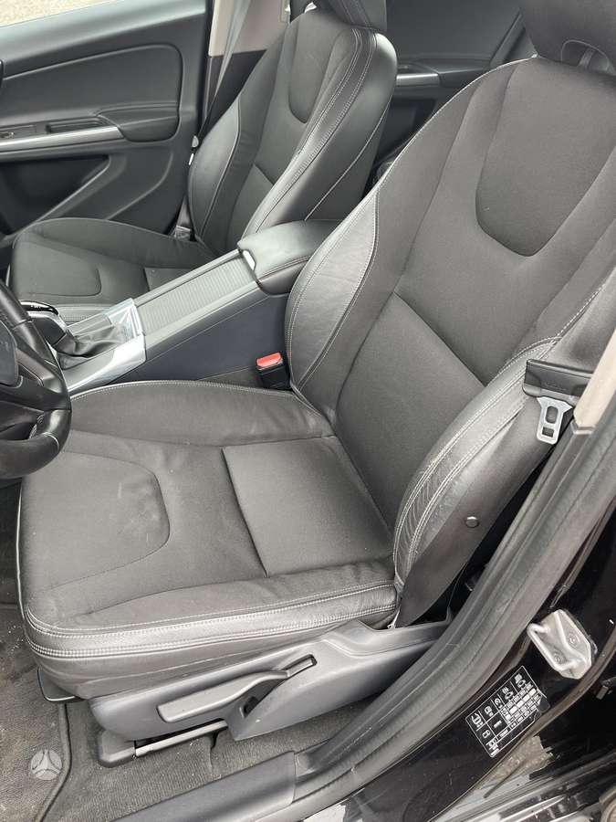 Volvo V60, 2.0 l., Универсал