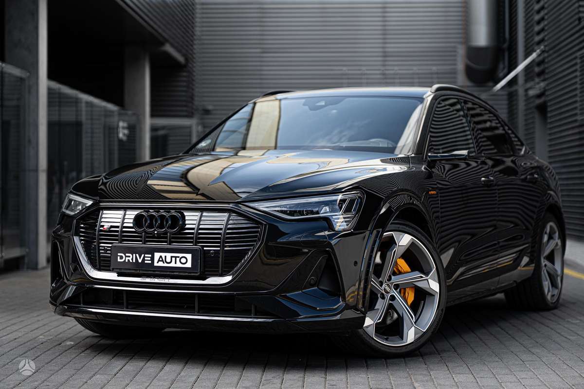 Audi e-tron S, visureigis / krosoveris