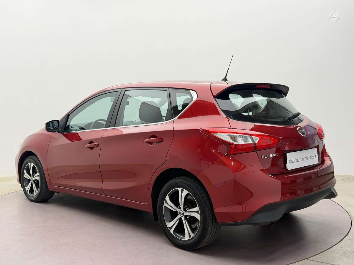 Nissan Pulsar, 1.2 l., hatchback
