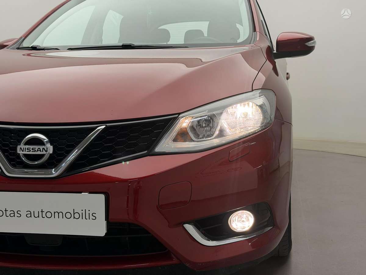 Nissan Pulsar, 1.2 l., hatchback
