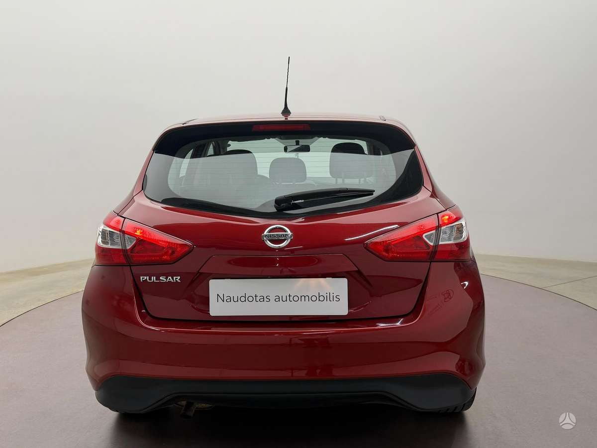 Nissan Pulsar, 1.2 l., hatchback