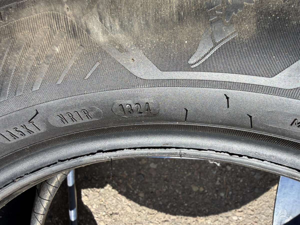 Goodyear Efficient Grip 2 SUV, summer 215/60 R17
