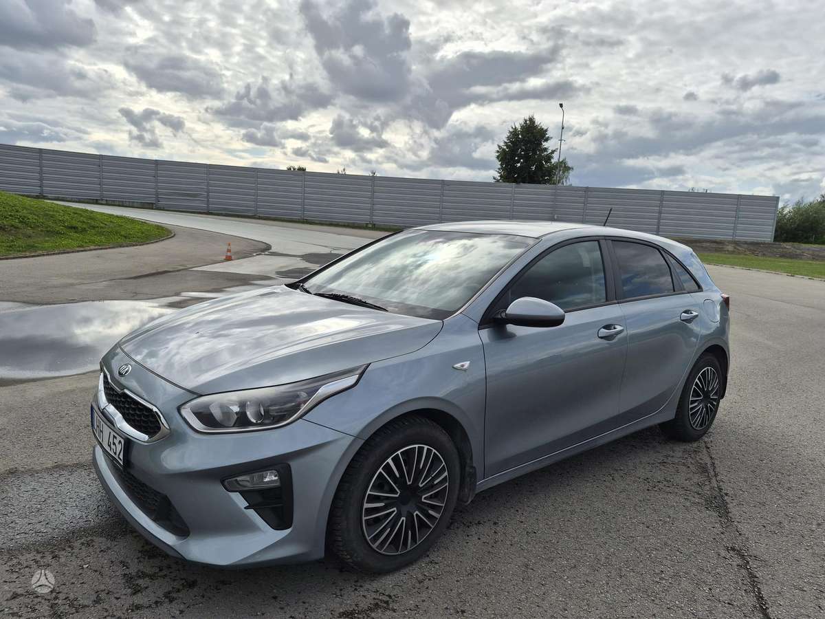 Kia Ceed, 1.6 l., Хэтчбек