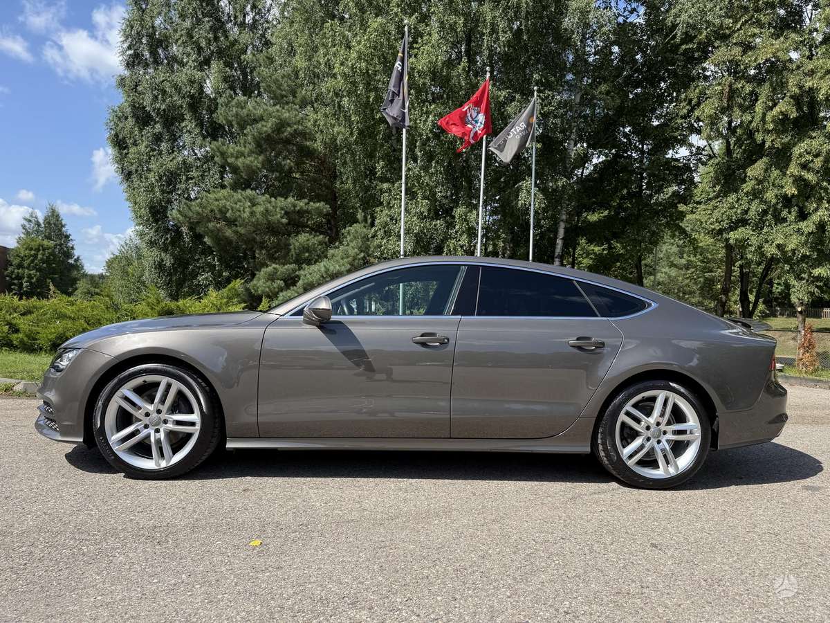 Audi A7, 3.0 l., coupe