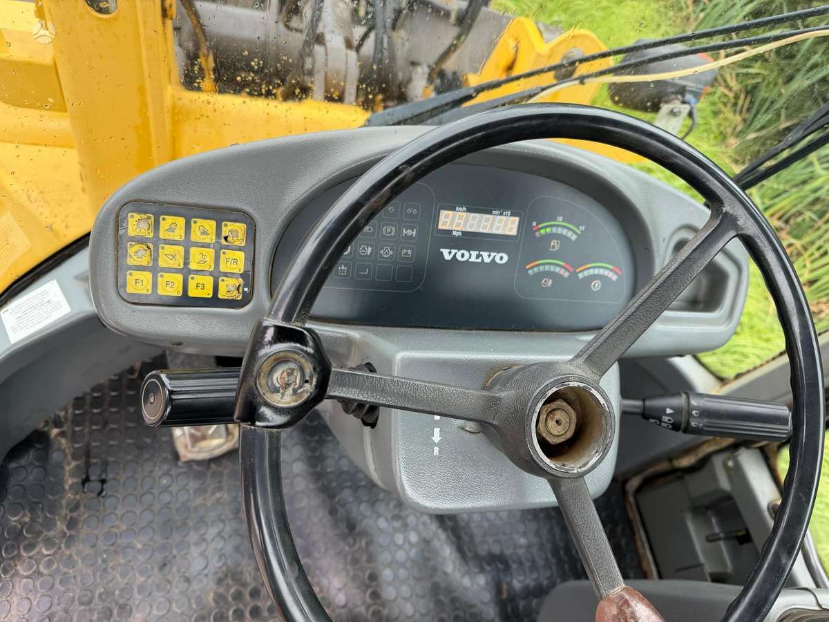 Volvo L30Z, frontal loader