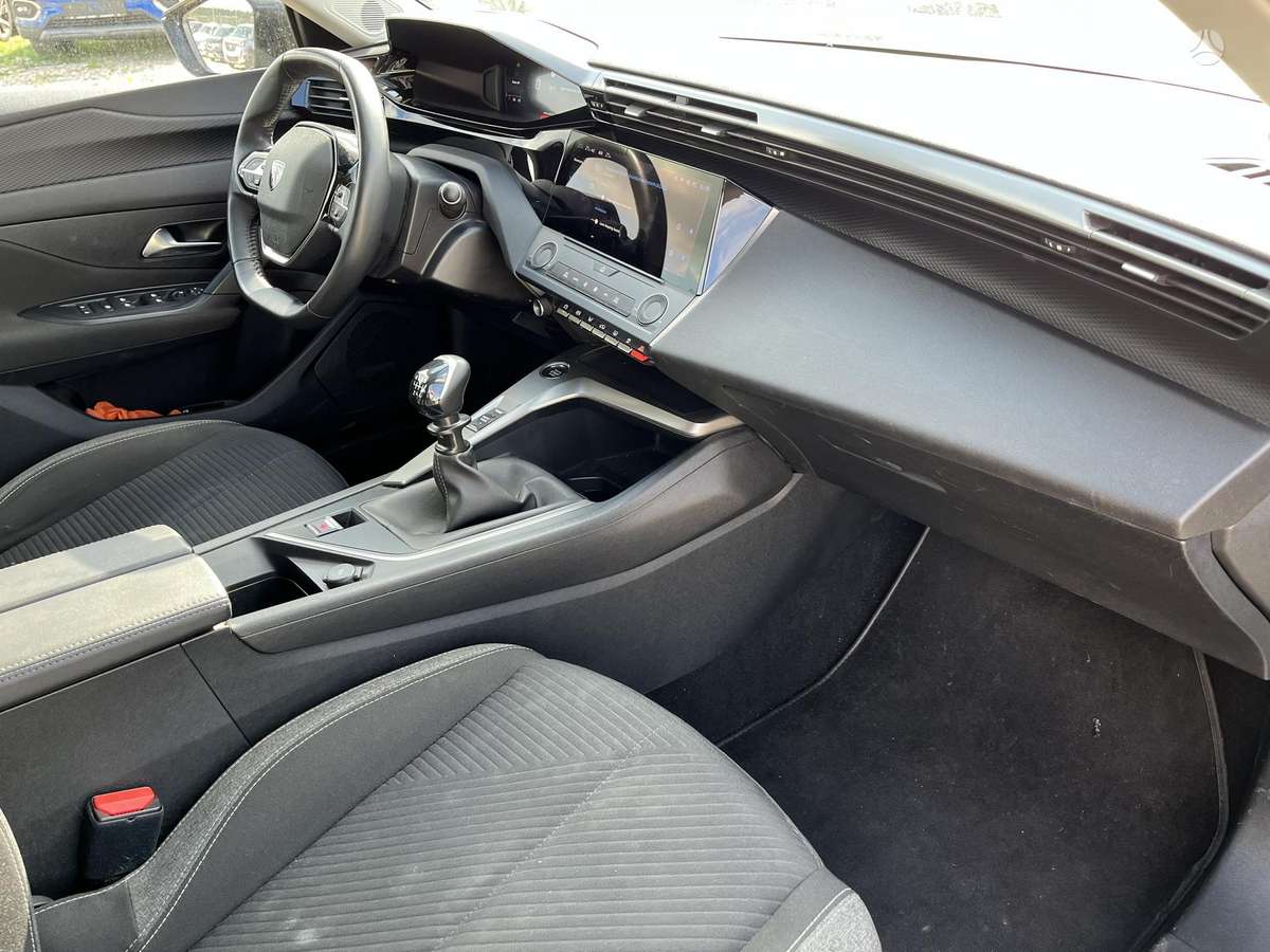 Peugeot 308, 1.2 l., Универсал