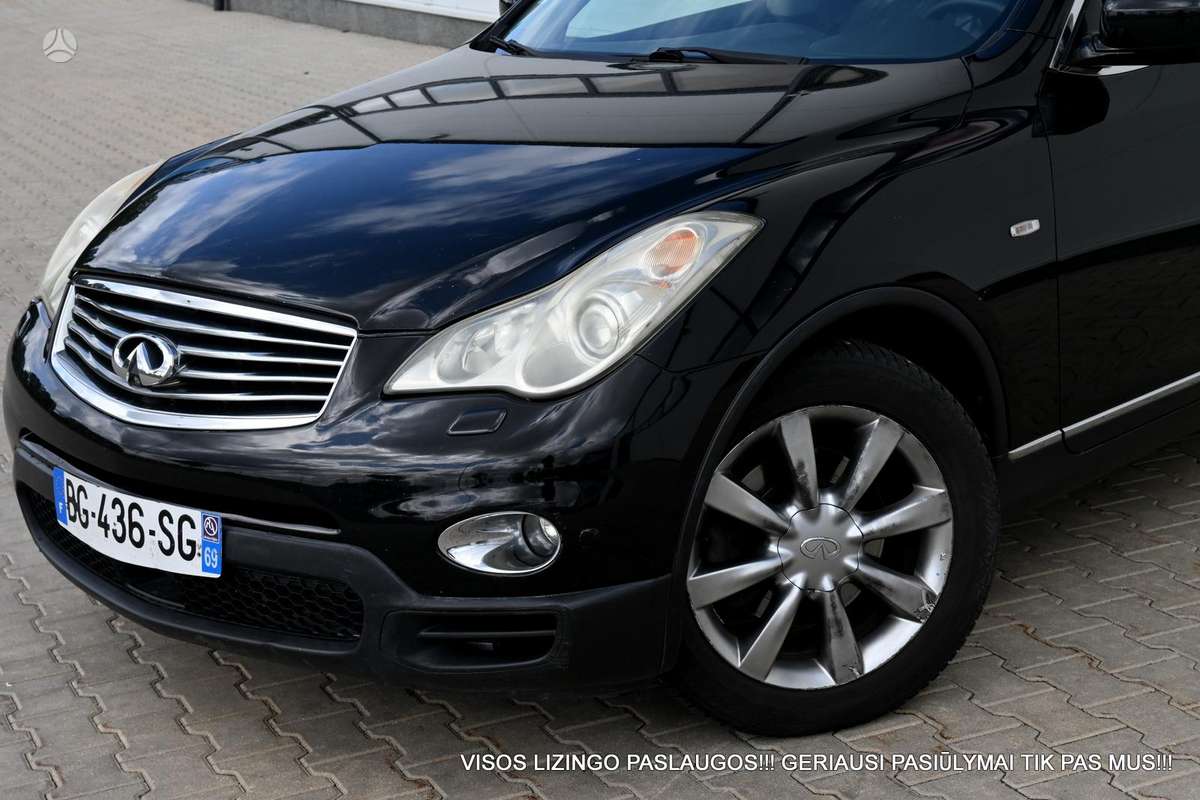 Infiniti EX30 2011 — engine 3000 cm³, 238 HP (175kW)