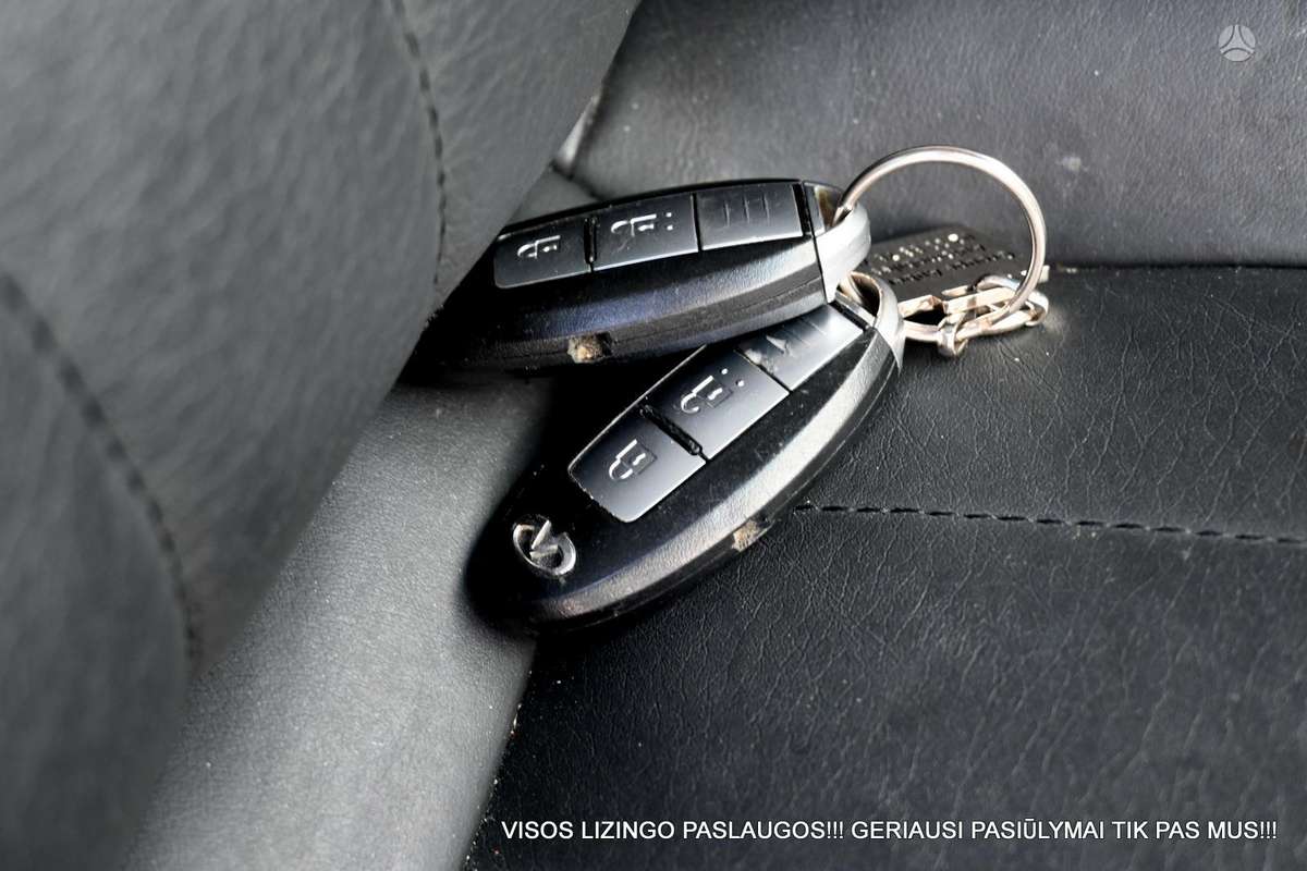 Infiniti EX30 2011 — photo 28
