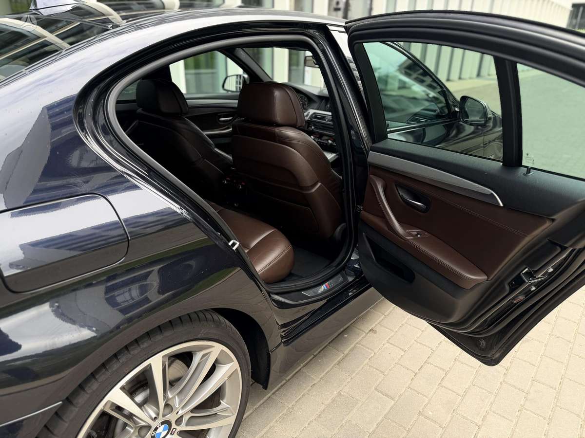 BMW M550, 3.0 l., Седан