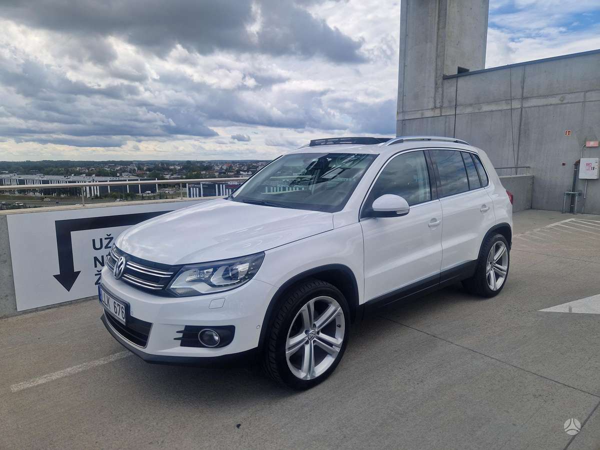 Volkswagen Tiguan - 2
