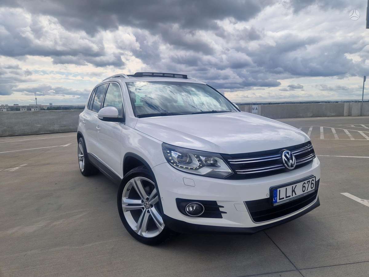 Volkswagen Tiguan - 10