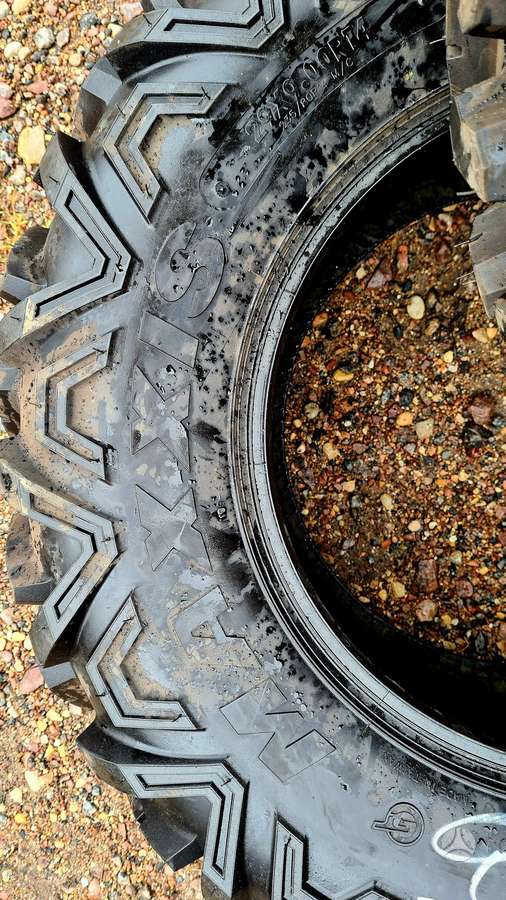 Maxxis, всесезонные 9/29 R14