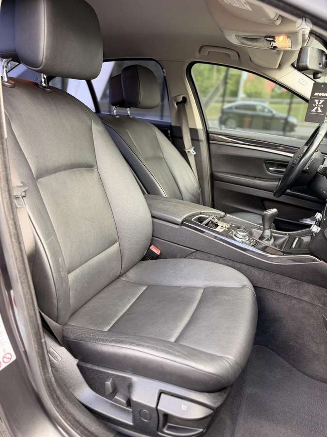 BMW 520, 2.0 l., Седан
