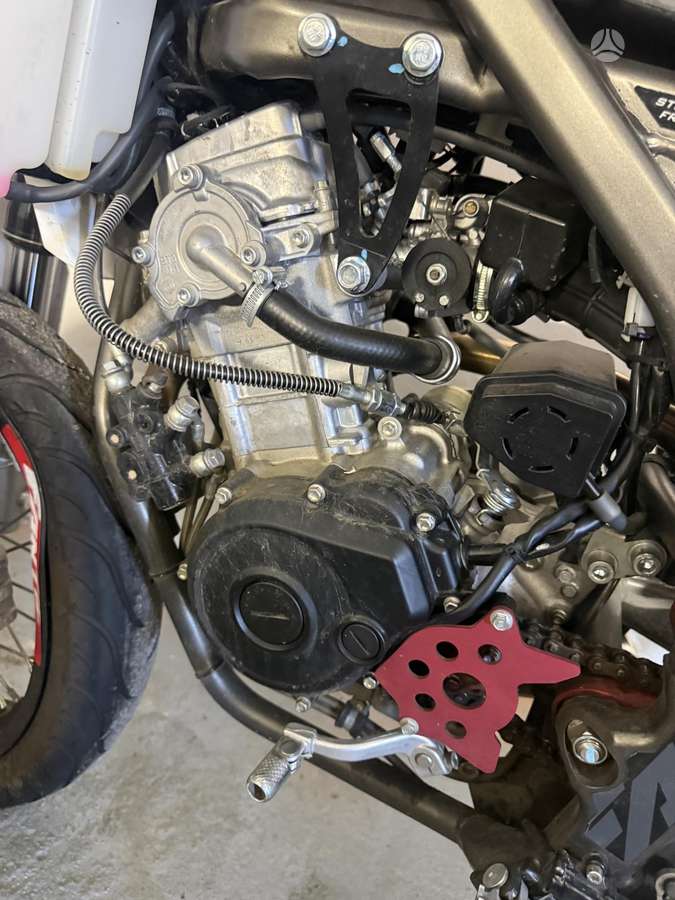 Fantic 125, supermoto