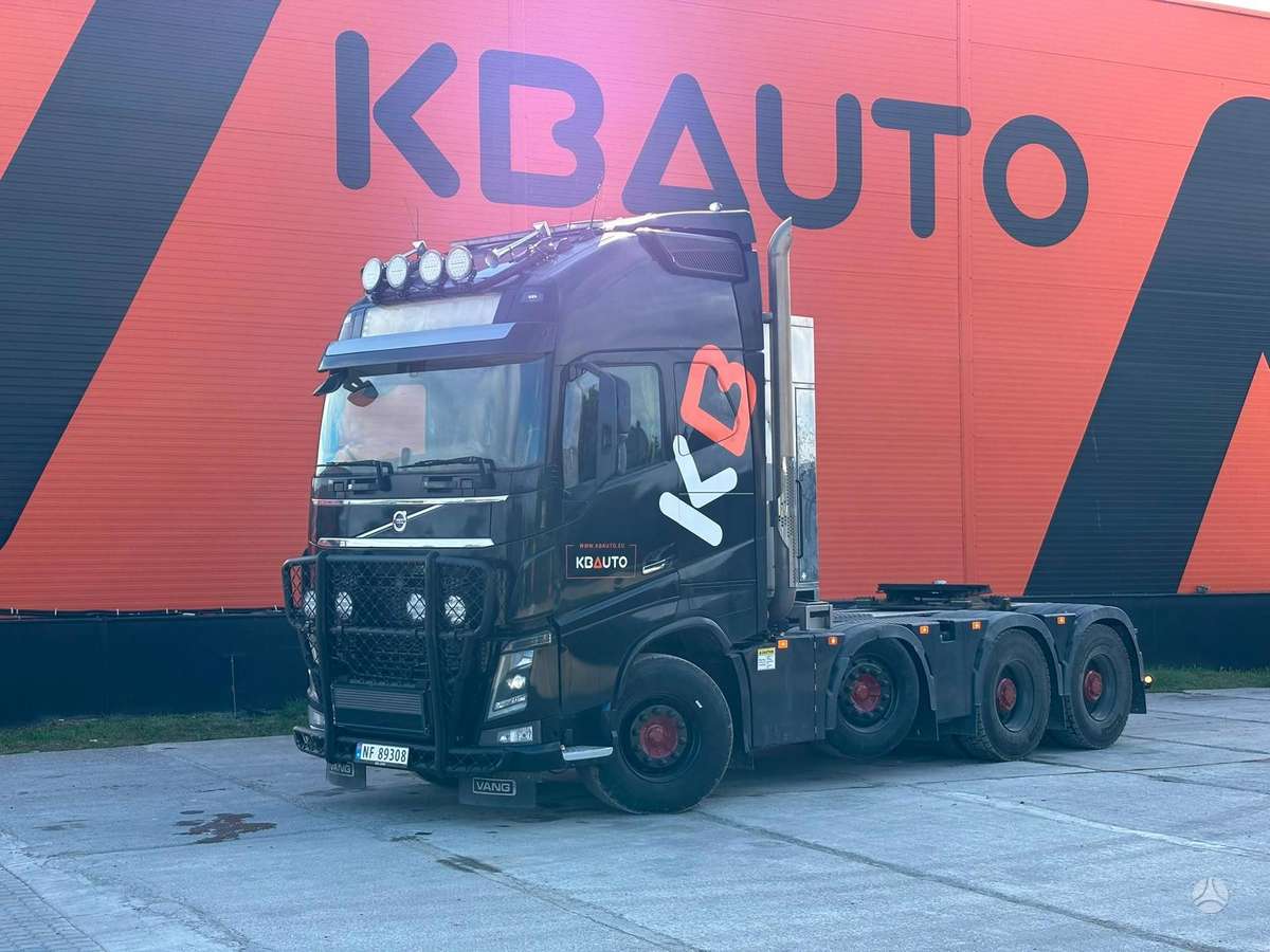 Volvo FH 16 750 8x4, single sleeper