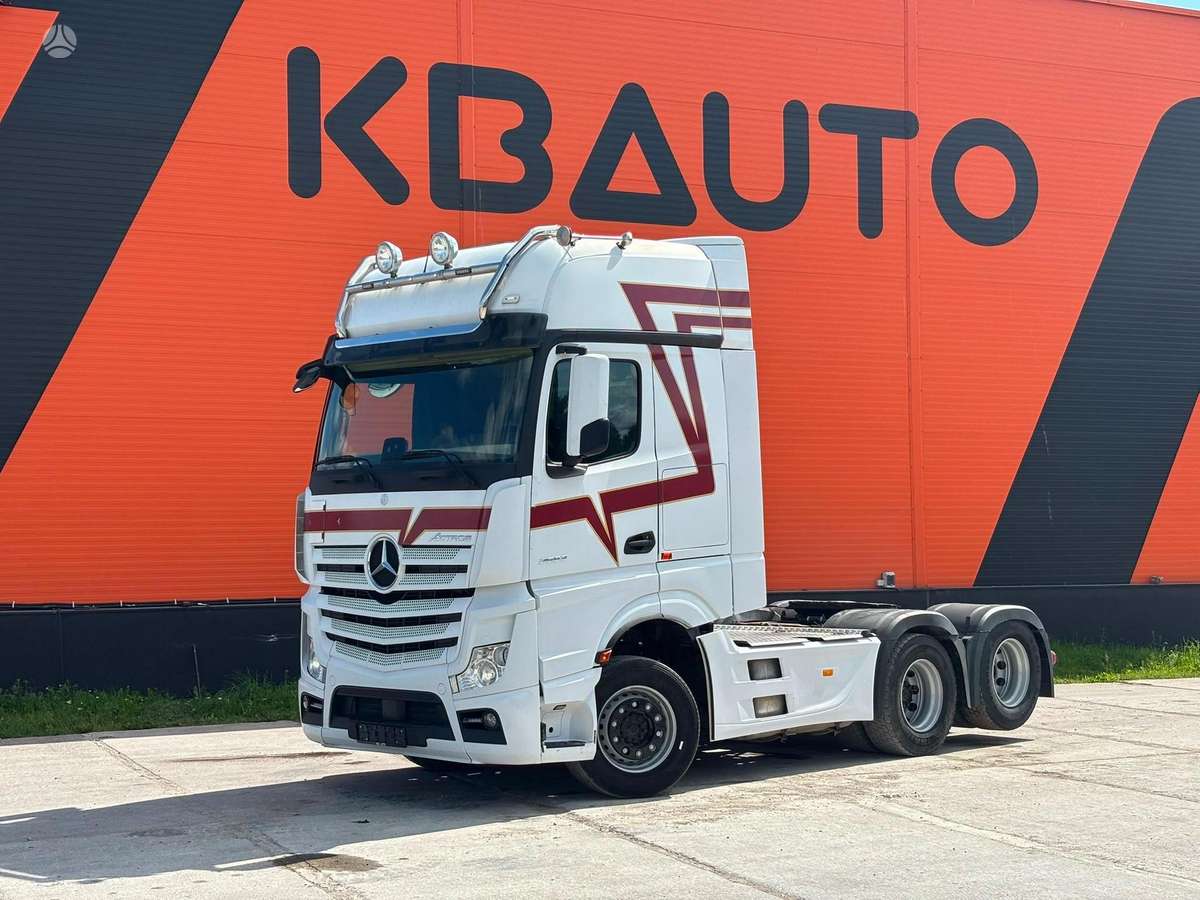 Mercedes-Benz Actros 2653 6x2, single sleeper