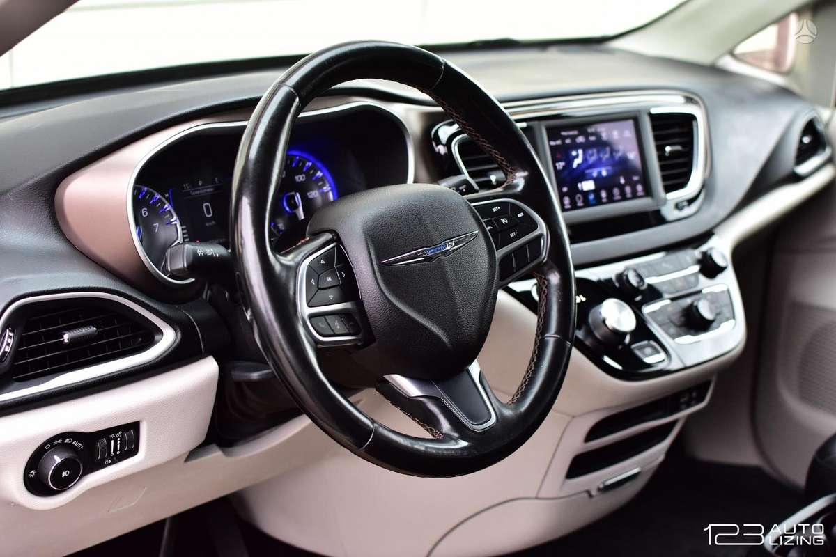 Chrysler Pacifica, 3.6 l., Минивэн