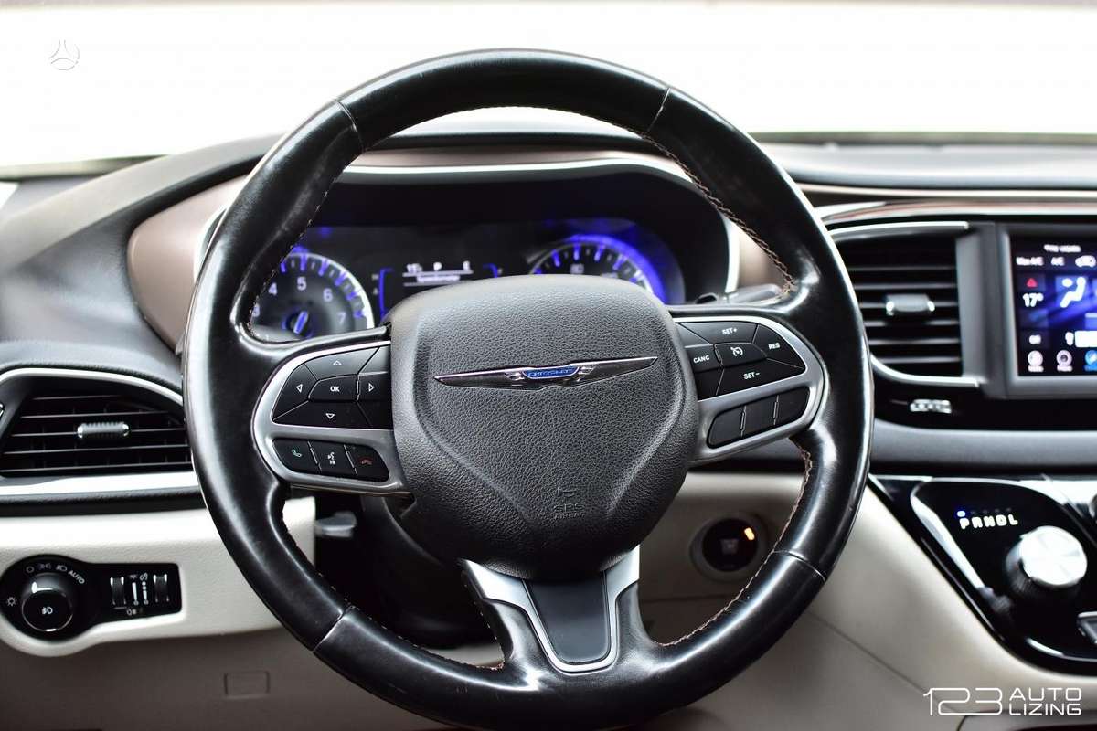Chrysler Pacifica, 3.6 l., Минивэн