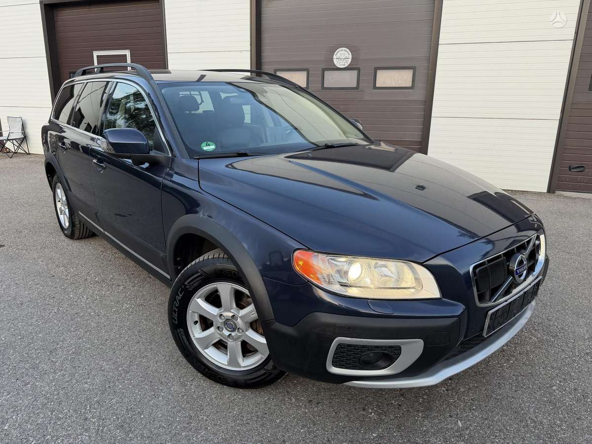 Volvo XC70, 2.0 l., Универсал