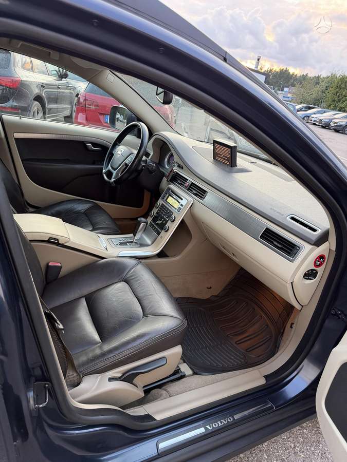 Volvo XC70, 2.0 l., Универсал
