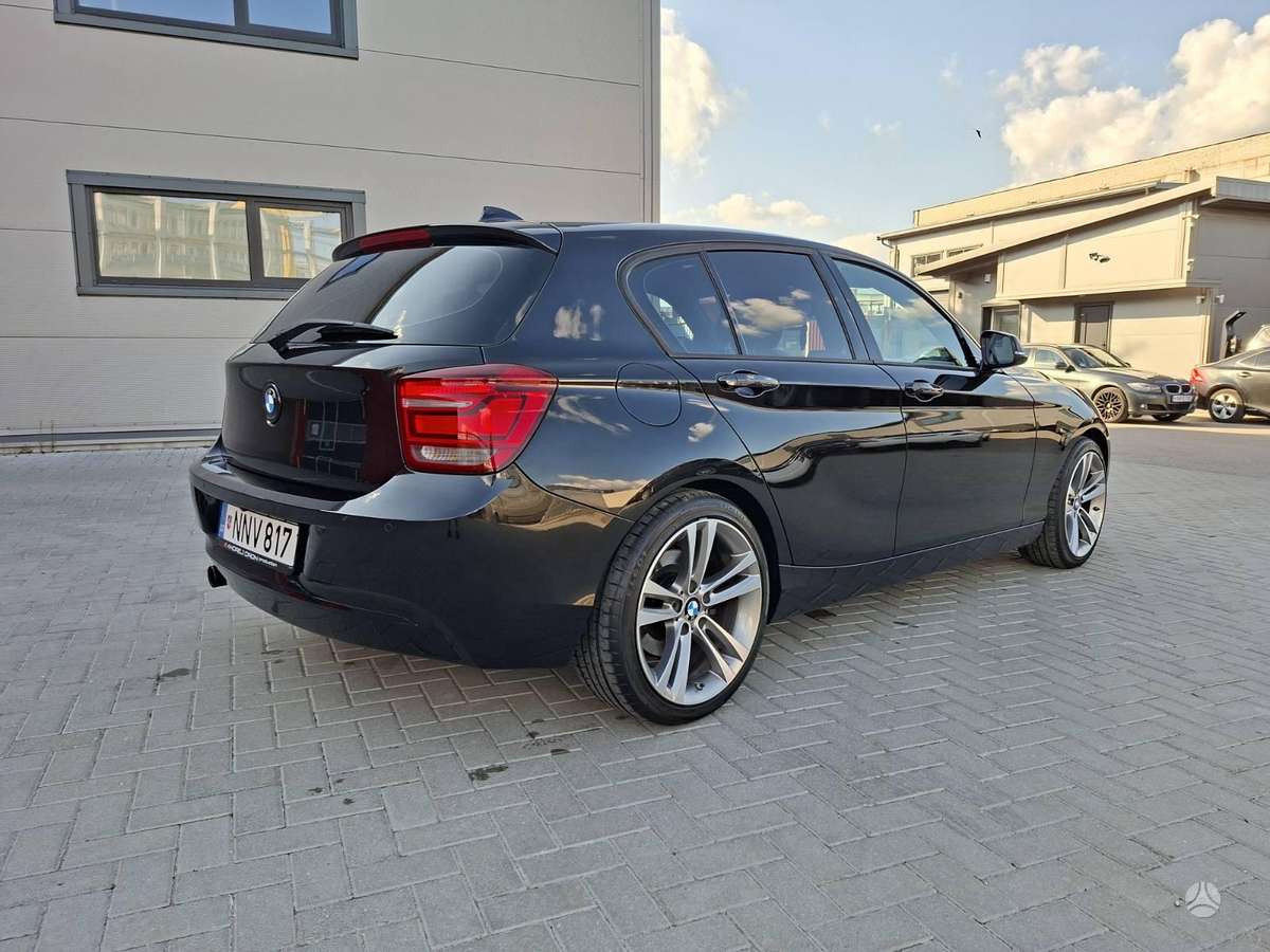 BMW 120, 2.0 l., Хэтчбек