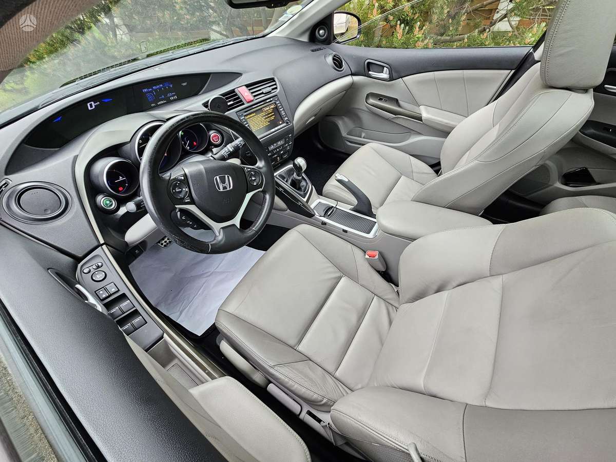 Honda Civic, 2.2 l., hatchback