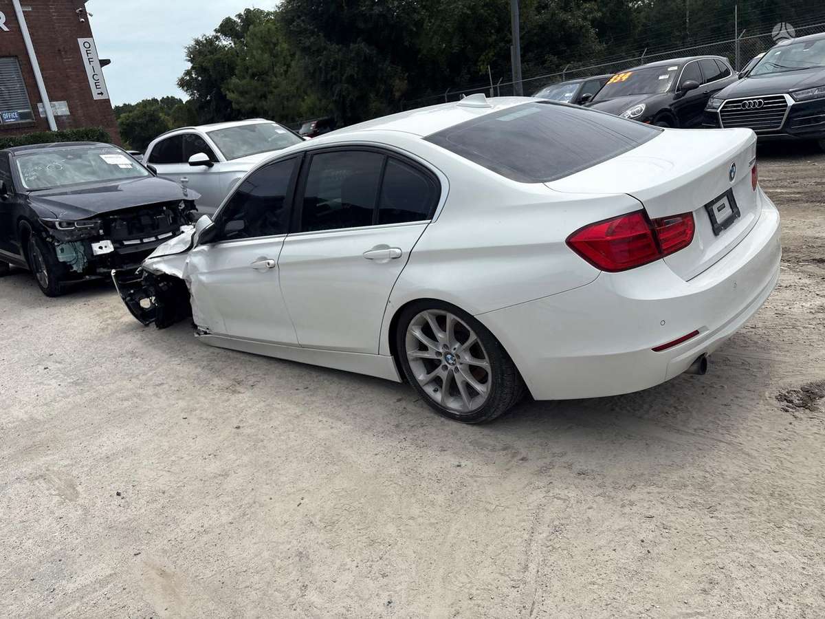 BMW 320, 2.0 l., Седан
