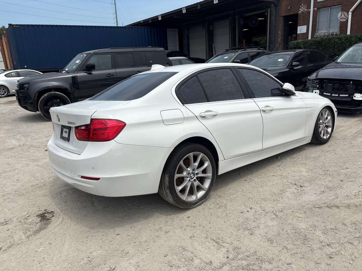 BMW 320, 2.0 l., Седан