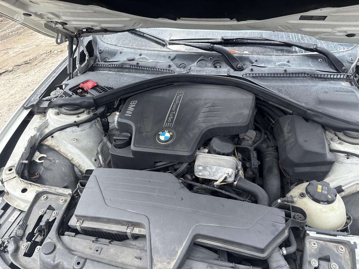 BMW 320, 2.0 l., Седан