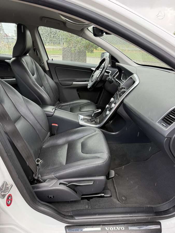 Volvo XC60 - 10