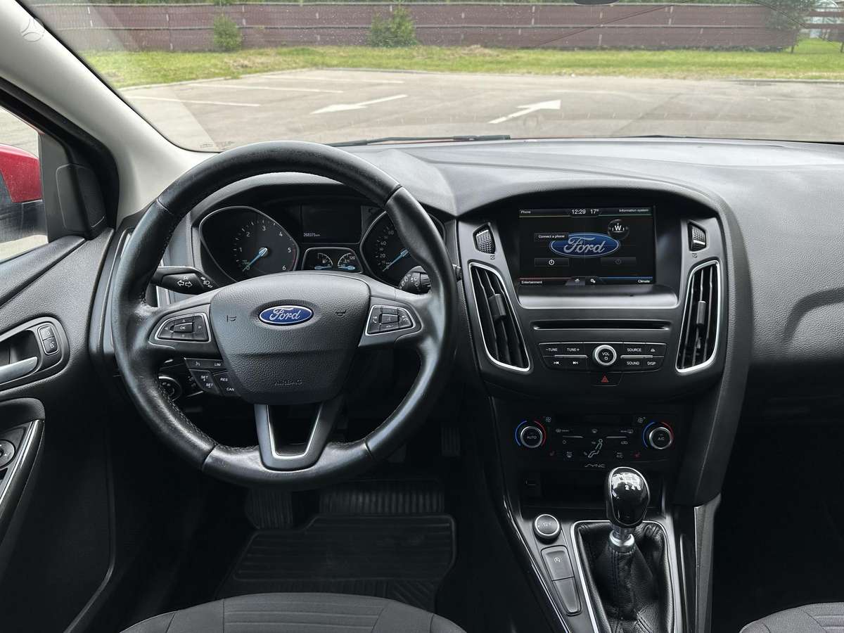 Ford Focus, 1.5 l., hatchback