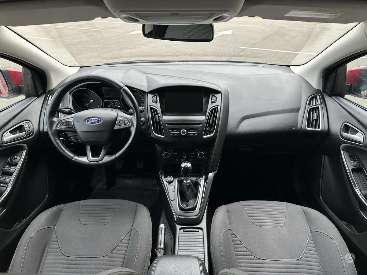 Ford Focus, 1.5 l., Хэтчбек