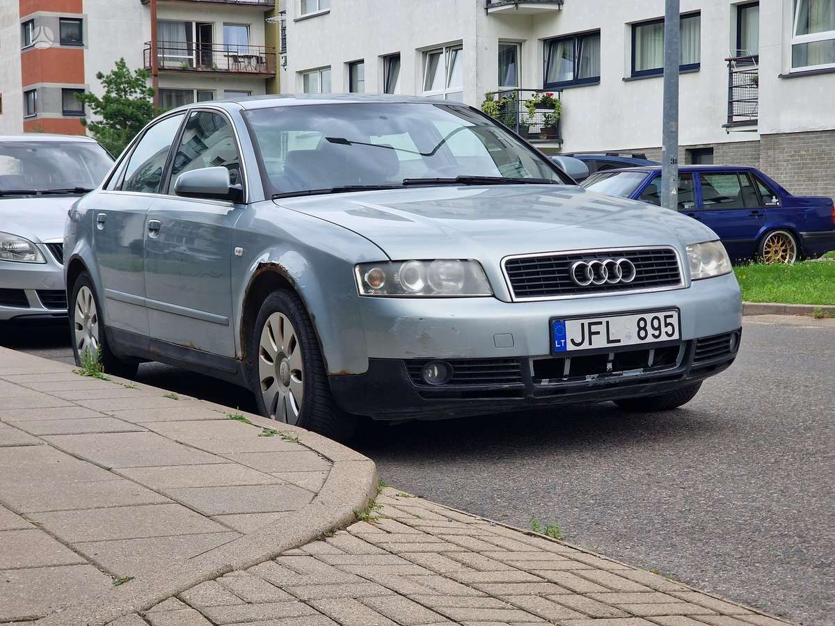 Audi A4, 1.9 l., Седан