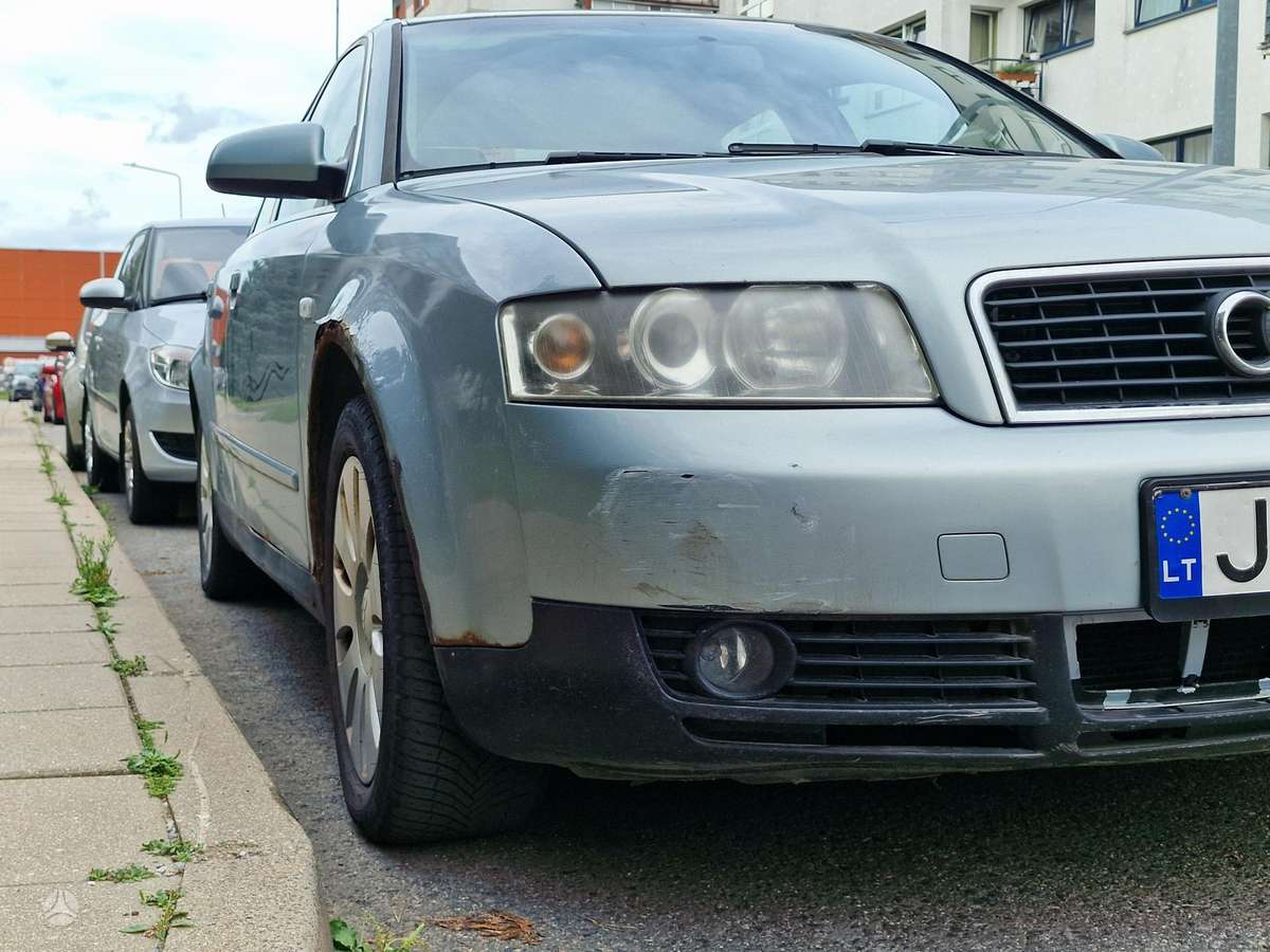Audi A4, 1.9 l., Седан
