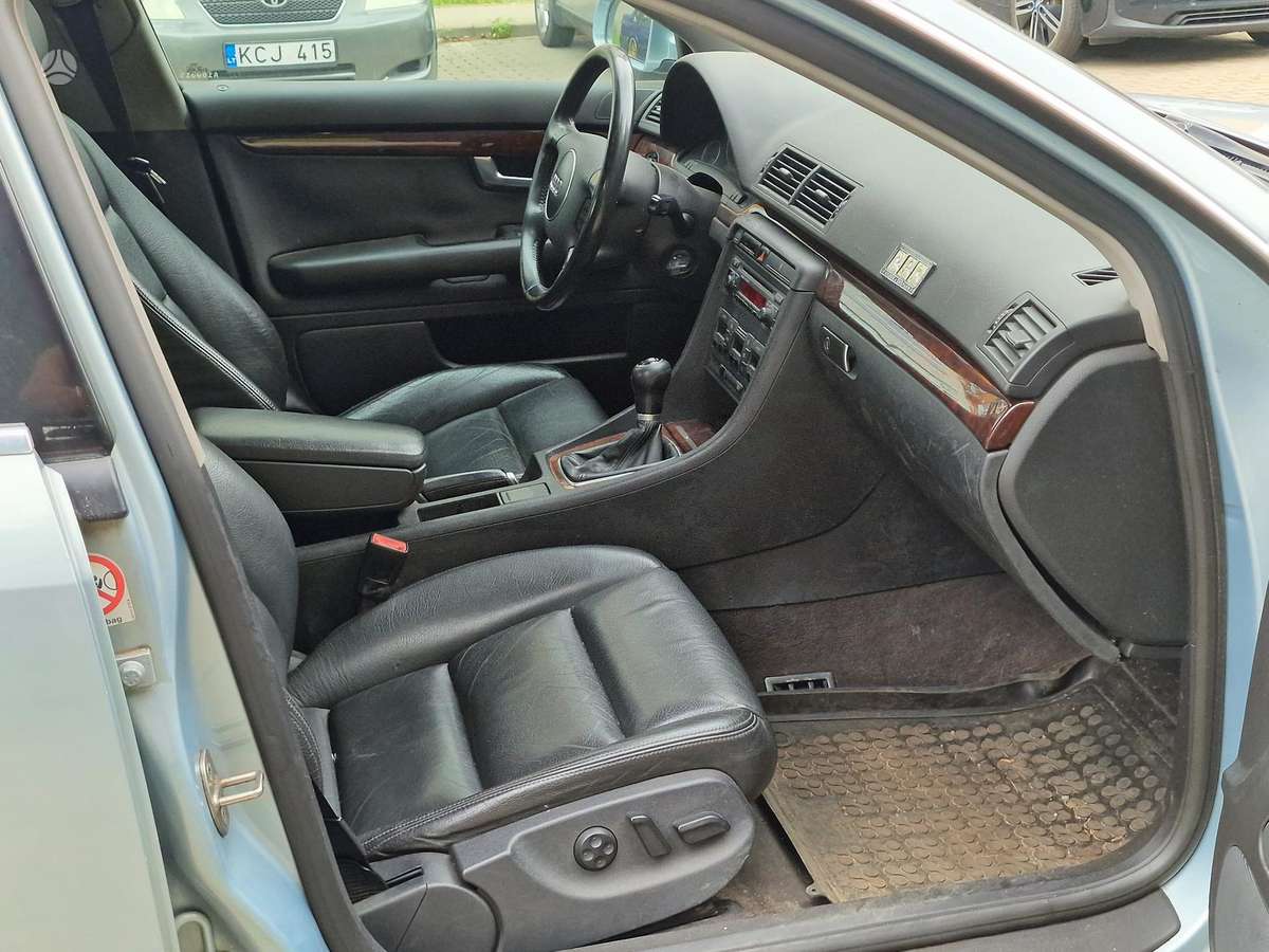 Audi A4, 1.9 l., Седан