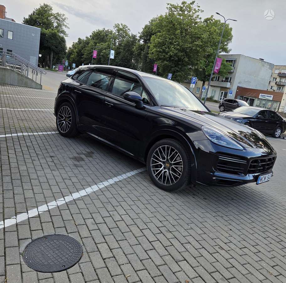 Porsche Cayenne - 2