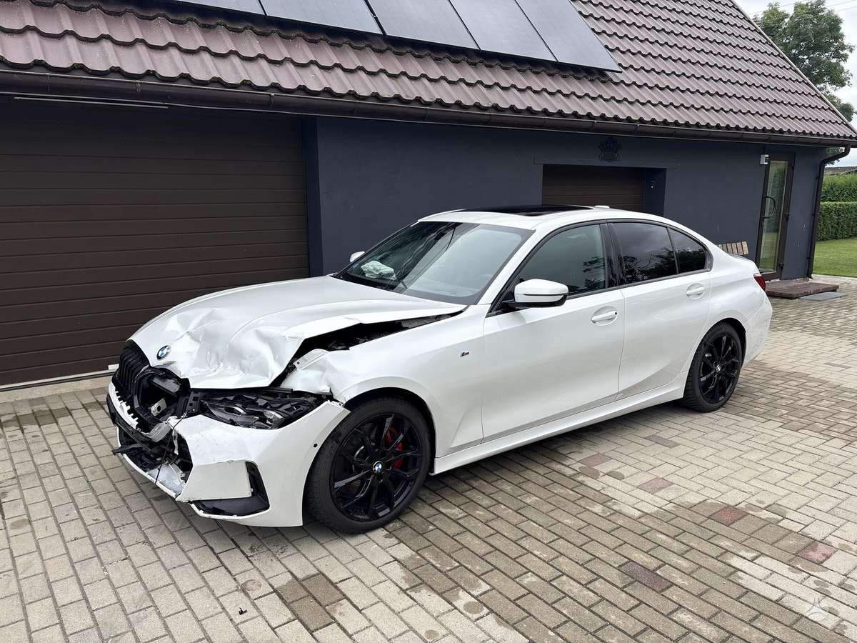 BMW 320, 2.0 l., Седан