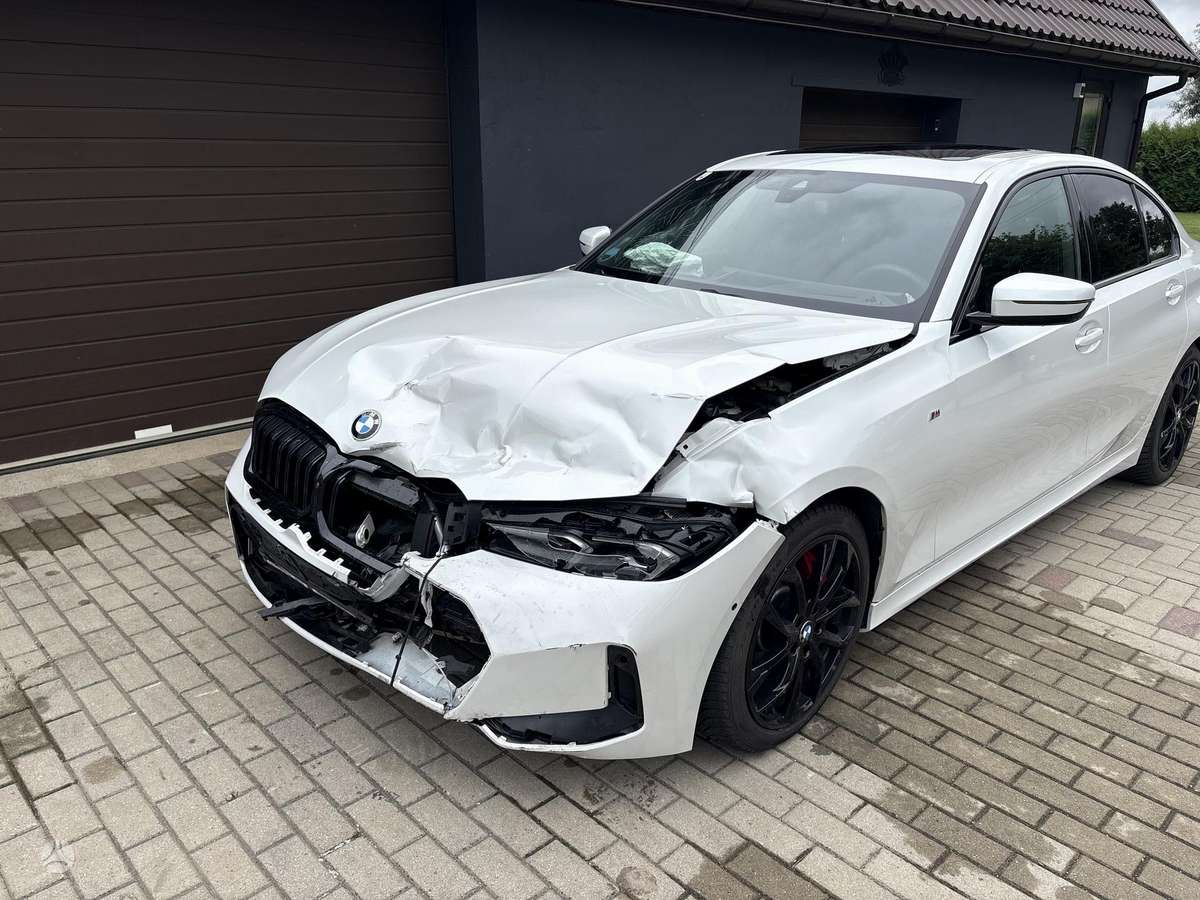 BMW 320, 2.0 l., Седан
