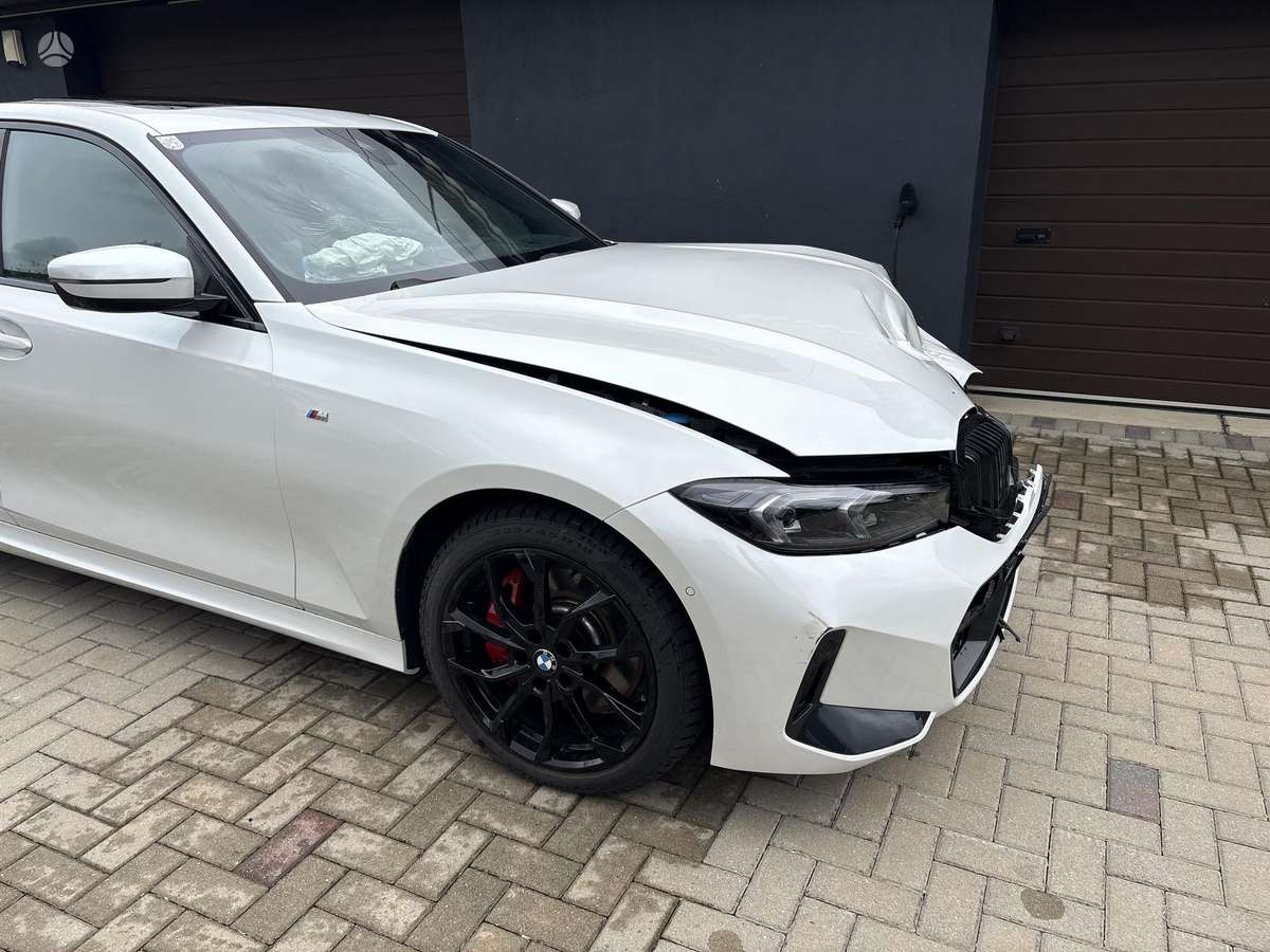 BMW 320, 2.0 l., Седан