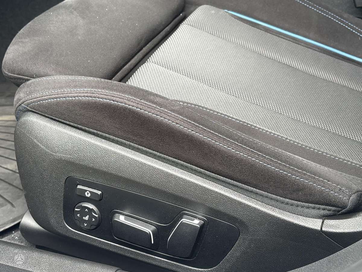 BMW 320, 2.0 l., Седан