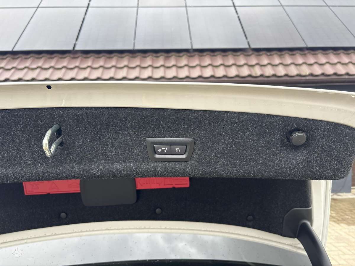 BMW 320, 2.0 l., Седан