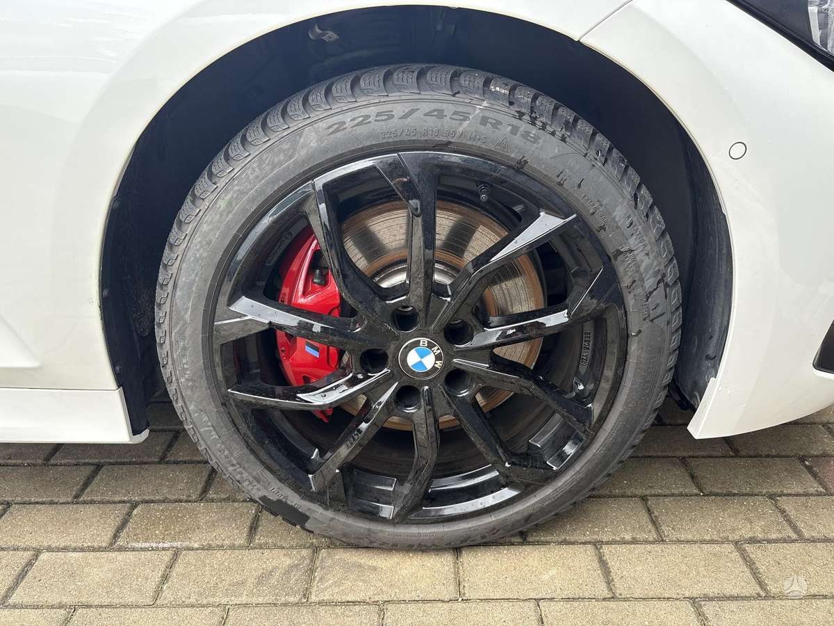 BMW 320, 2.0 l., Седан