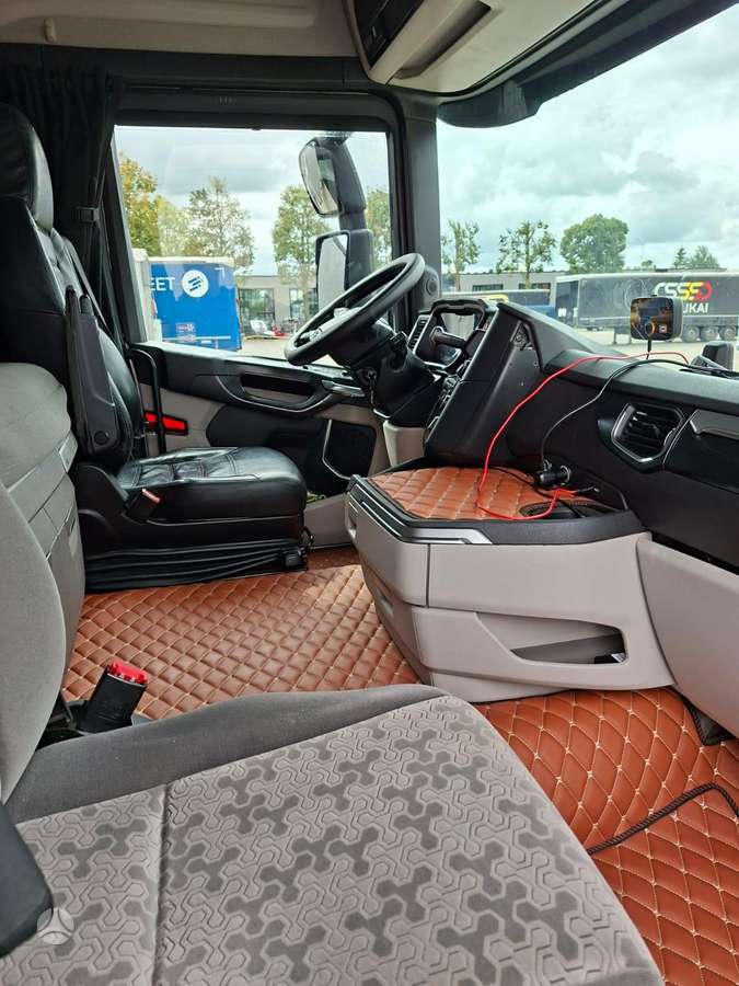Scania R450, 2 спальных места