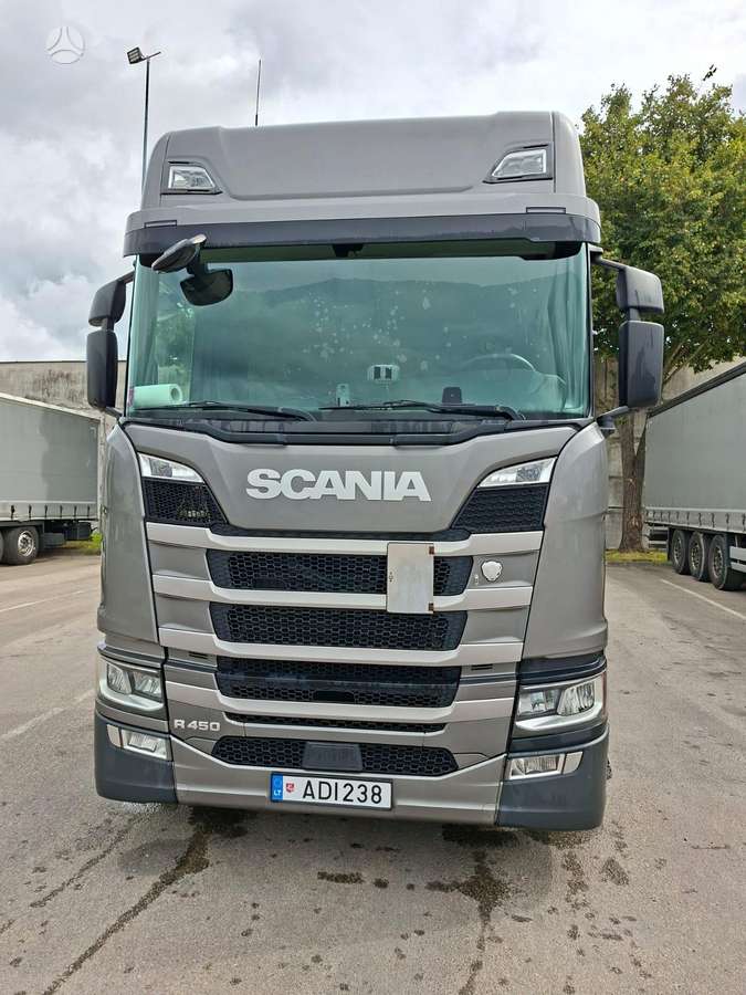 Scania R450, 2 спальных места