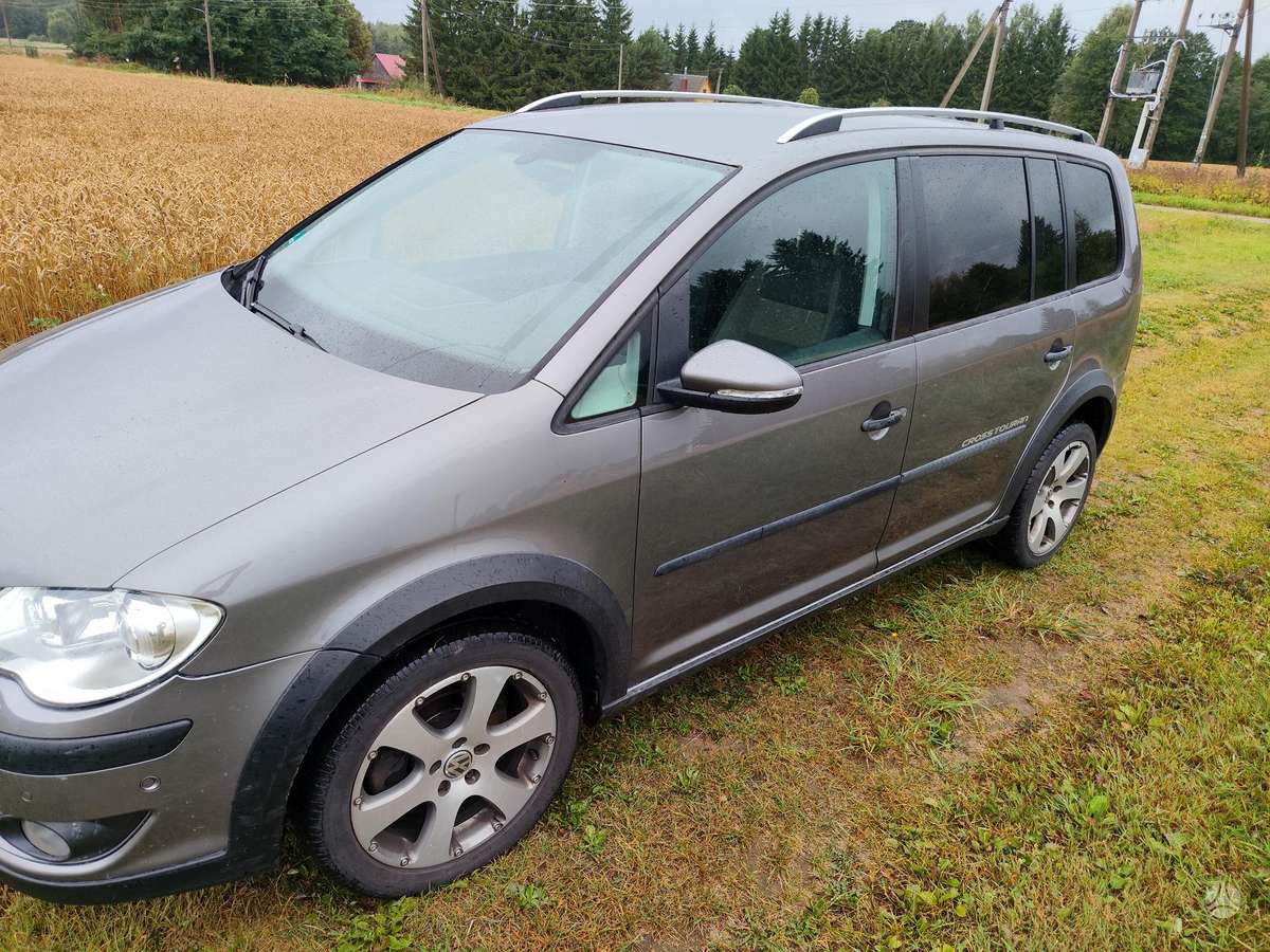Volkswagen Cross Touran - 2